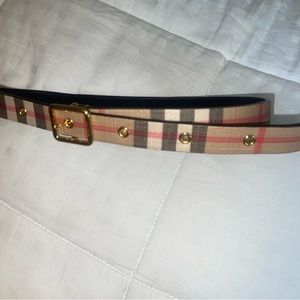 Burberry girl’s toddler belt (22 In / 55 Cm)